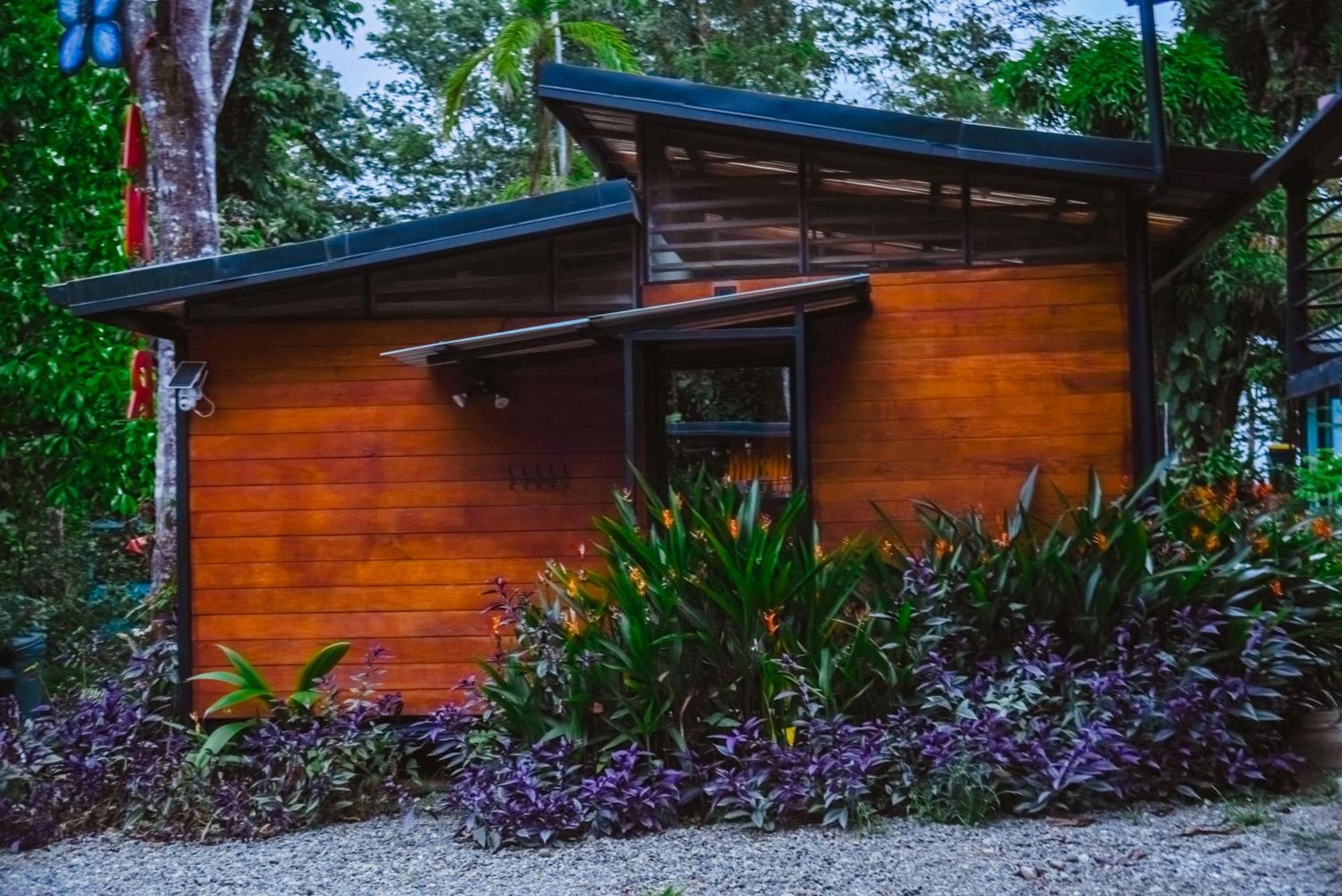 Selva Madre Eco-Sanctuary Cahuita Exterior foto