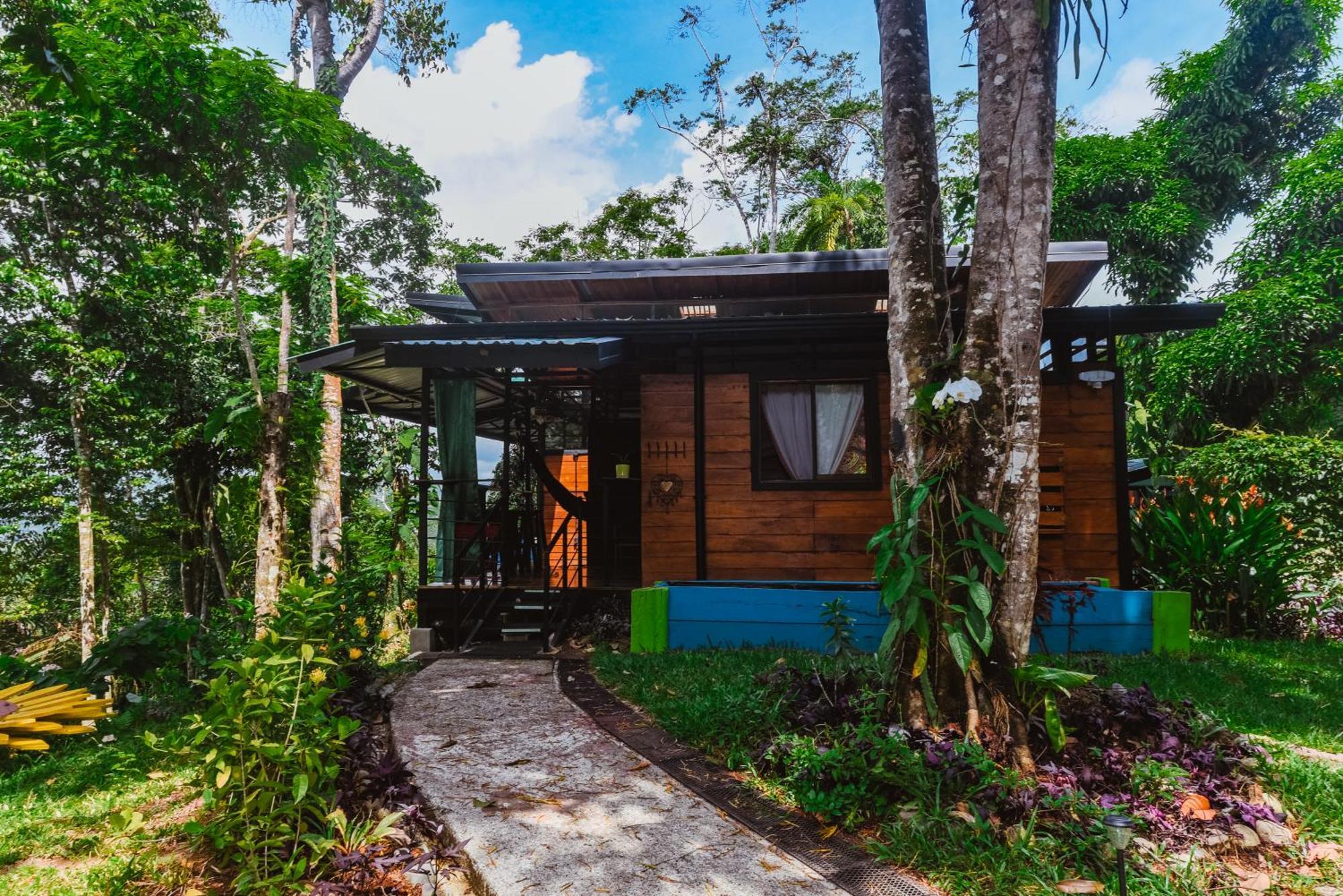 Selva Madre Eco-Sanctuary Cahuita Exterior foto
