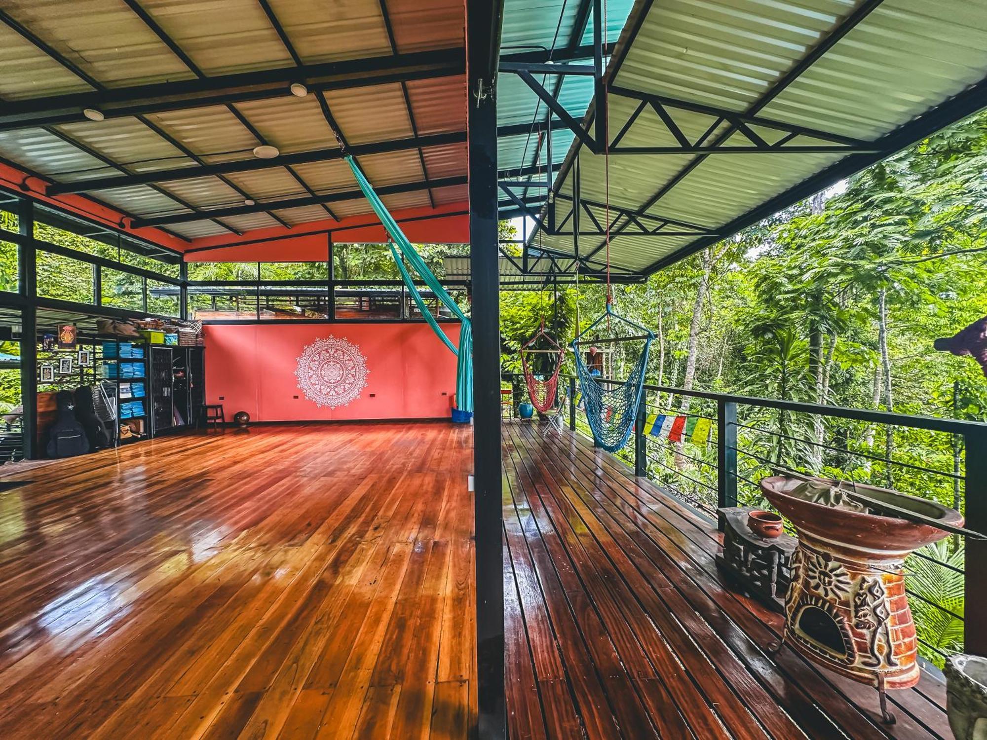 Selva Madre Eco-Sanctuary Cahuita Exterior foto